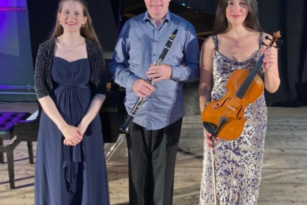 Duo Anima and Conor Shiel perform Brahms Clarinet Trio